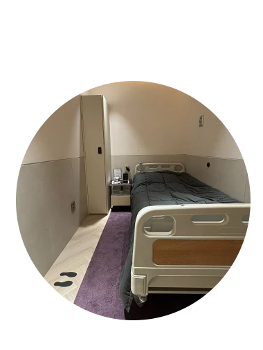 Tempat tidur ruang pemulihan pribadi di Suite room lantai 4F